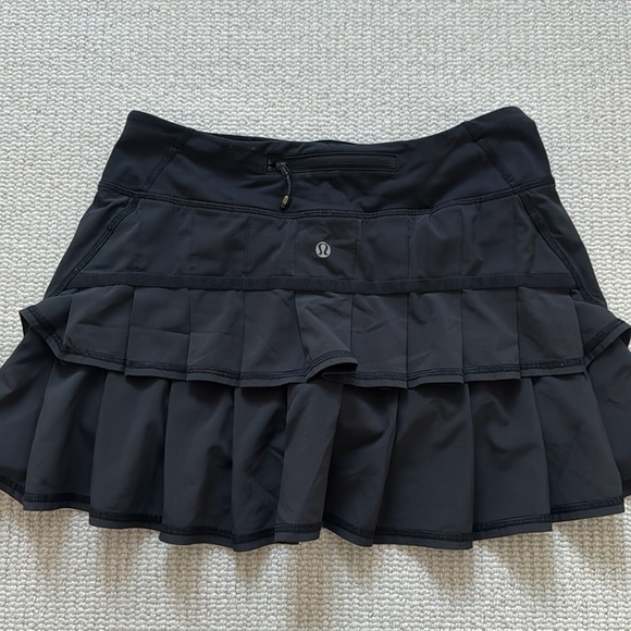 Athletic skirt - Picture 2 of 2